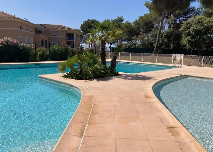 Coin De Paradis, Piscine, Parking, Terrasse