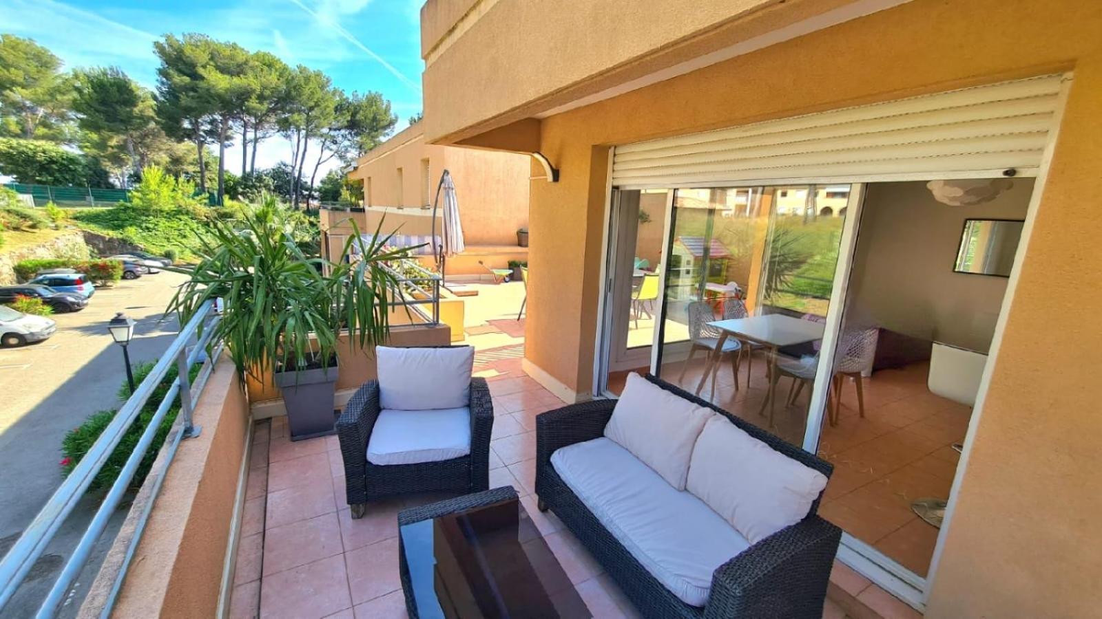 Coin De Paradis, Piscine, Parking, Terrasse Biot