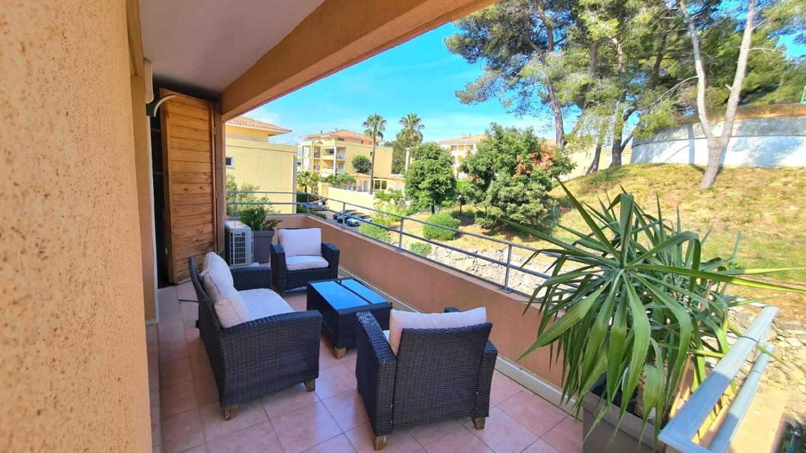 Coin De Paradis, Piscine, Parking, Terrasse Biot