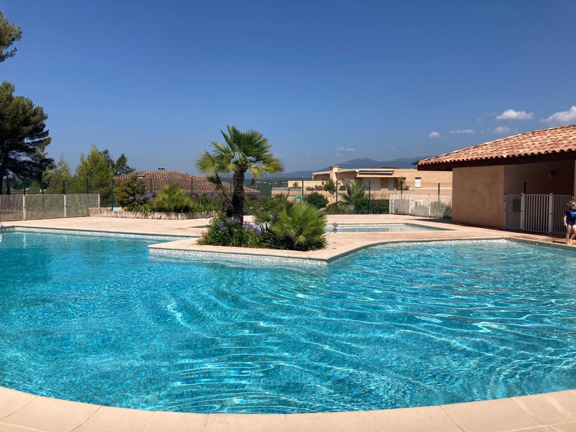Coin De Paradis, Piscine, Parking, Terrasse Appartement